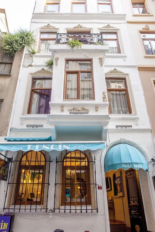 Dora Hotel Istanbul 3*,